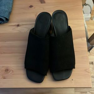 Everlane 7.5 mules